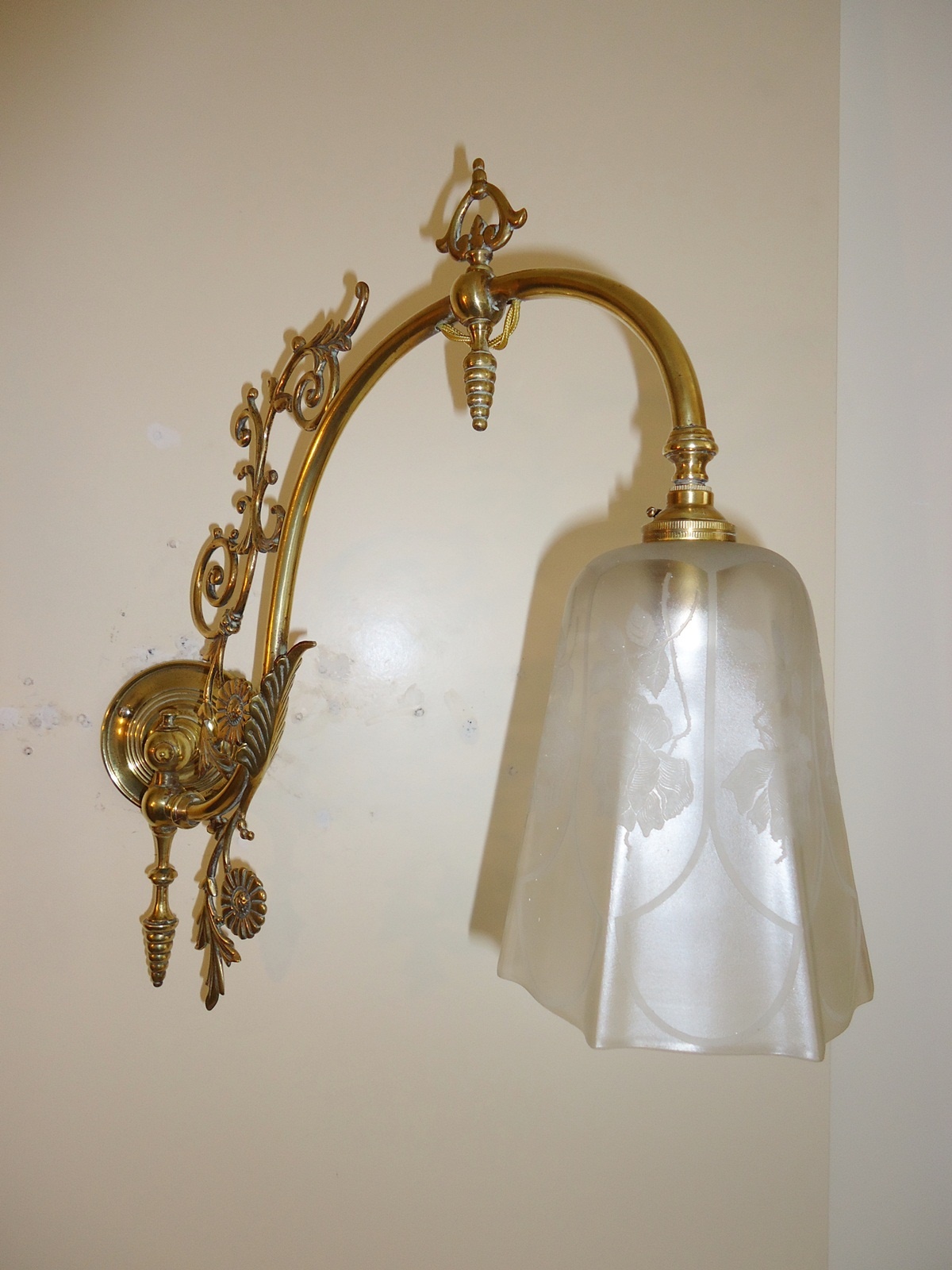 gas lamp wall lights